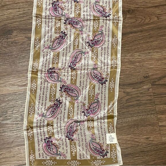 Vintage Cacharel For Glentex 100% SILK Scarf Pink Purple Cream Tan - Picture 6 of 9